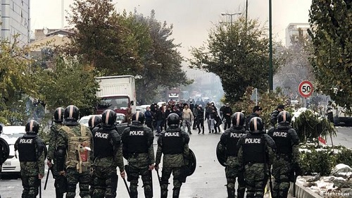 روز دوم دادگاه مردمی آبان ۹۸ در لندن؛ شهادت تیراندازی های رگباری و عفو بین الملل/20 آبان