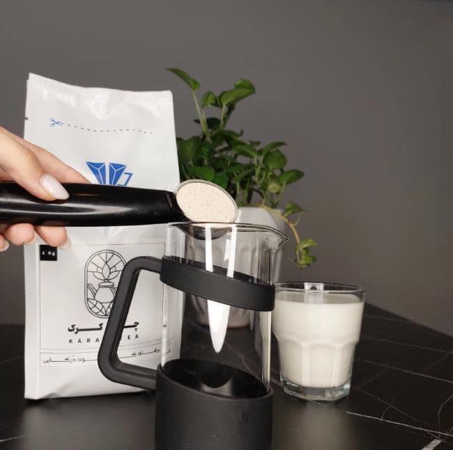 دم آوری چای کرک با فرنچ پرس