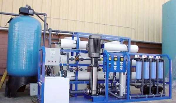 دستگاه آب شیرین کن صنعتی برند آب سازه