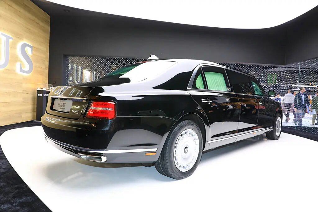 ابرخودروی پوتین 1