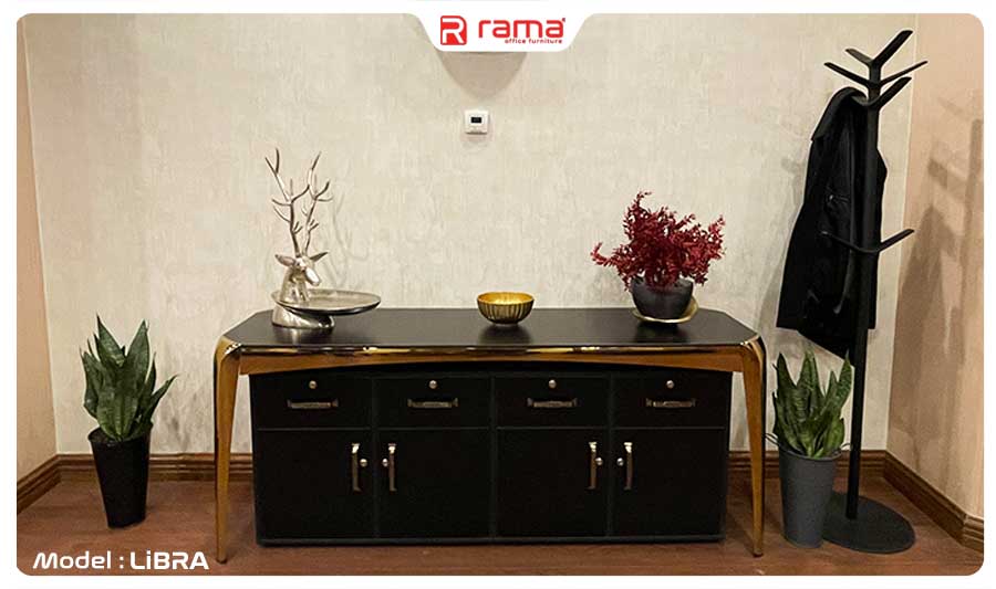 گیاه در محیط کار