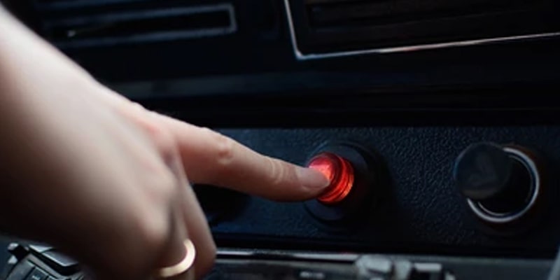 کلید اضطراری خودرو