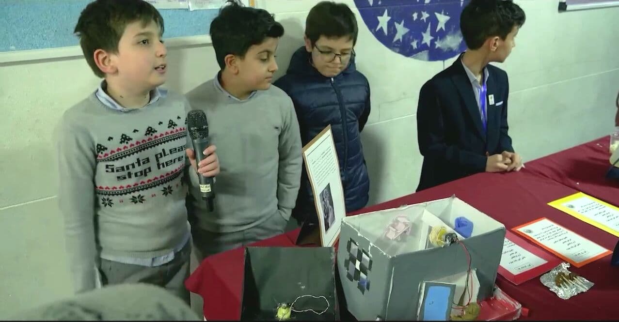 دبستان مهر دکتر شاکری