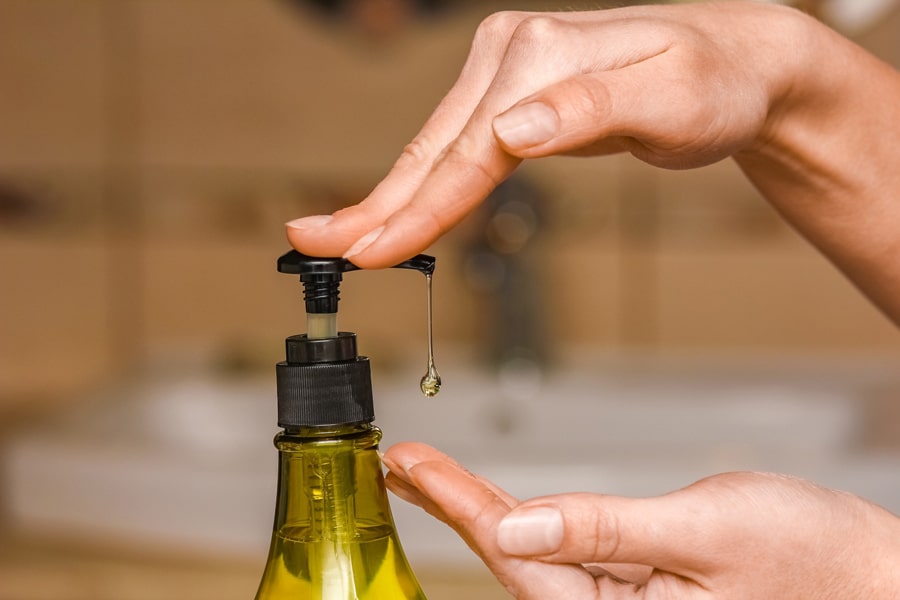 رفع چروک پوست با روغن زیتون