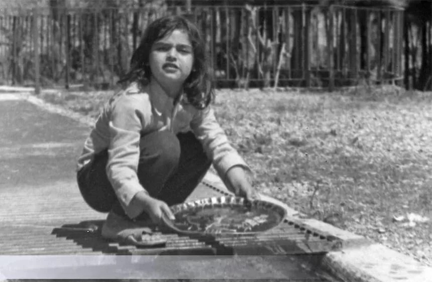 آزاده تبازاده