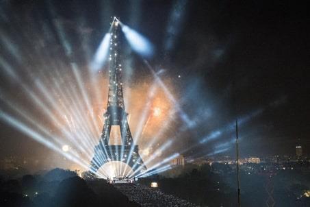 کنسرت در برج ایفل