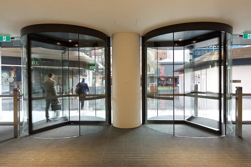 درب‌های اتوماتیک گردان