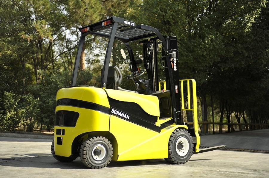 مقایسه لیفتراک برقی با مدل‌های دیزلی و گازسوز