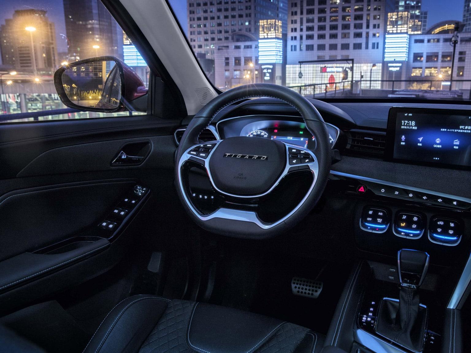 داخل ماشین تیگارد x35