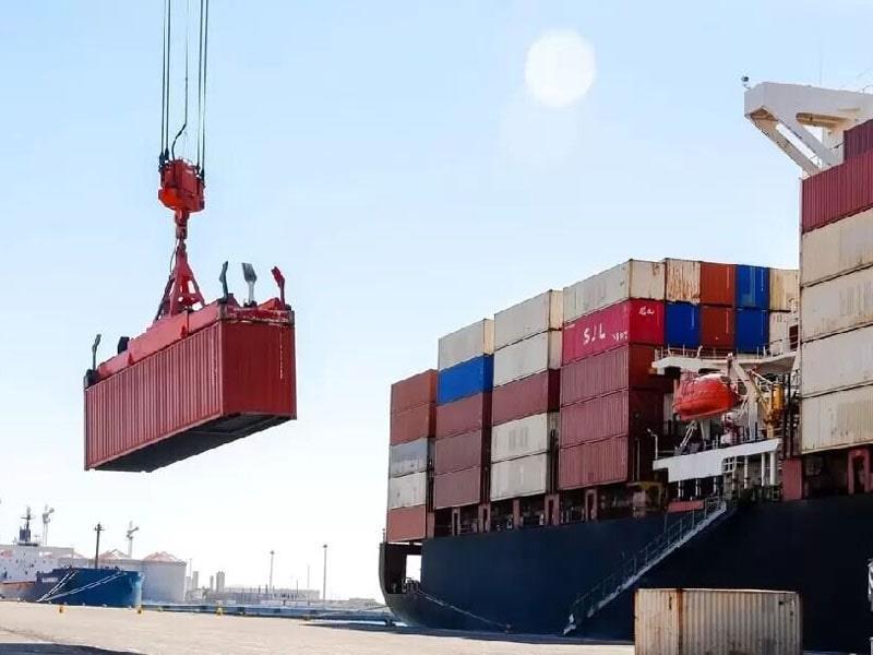 ترخیص بار از گمرک بندرعباس