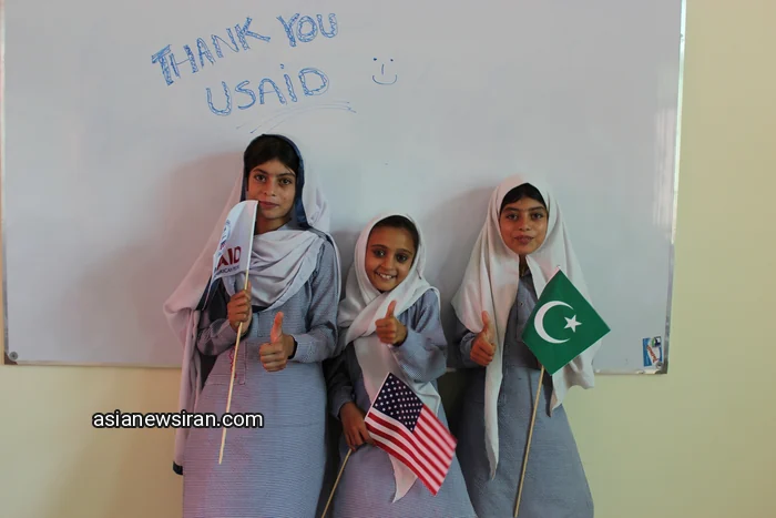 دانش‌آموزان مدرسه تعمیر ملت پاکستان در سال ۲۰۱۲