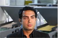 وداع با خاطرات زیبای سروی ایستاده