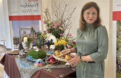 بیوگرافی نرگس اسکندری - گرونبرگ: از زندان اوین تا شهرداری فرانکفورت