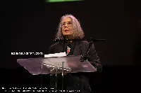 آن کارسون برنده نوبل ادبیات ۲۰۲۶ شد؛ نویسنده‌ای که مرز شعر و رمان را شکست