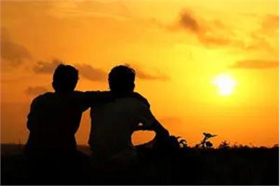 همنشینان روشنایی؛ چگونه انسان‌هایی را بیابیم که ما را به خویشتن والا نزدیک‌تر می‌کنند؟!