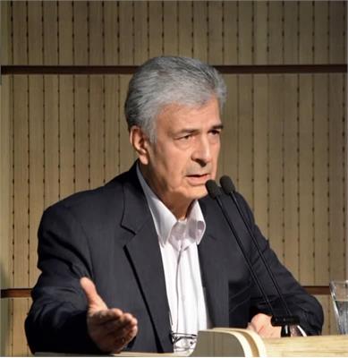 یادمان «پیر حکمت ایران» در یزد؛ روایت ایران‌دوستی و میراث علمی استاد اصغر دادبه