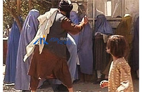 تشدید محدودیت‌ها در رفت‌وآمد و پوشش زنان ​طالبان خدمات درمانی به زنان بدون محرم را ممنوع کرد!