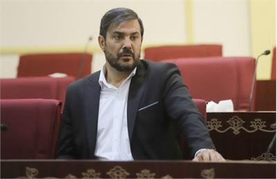 احضار نیما نکیسا به کمیته اخلاق