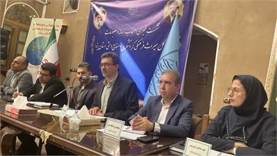 تدوین بسته تقویت گردشگری درون‌استانی یزد و تصویب یک همت تسهیلات برای ۳۰۰ طرح گردشگری