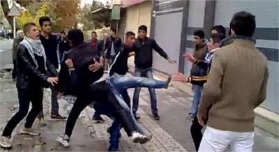 درگیری شدید فیزیکی در مجمع "پدیده شاندیز" + ویدیو