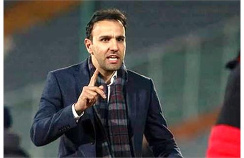 جنجال در باشگاه پرسپولیس؛ پیشکسوتان با لگد در اتاق مدیرعامل را زدند؟ / فنونی‌زاده: پرسپولیس خانه دوممان است ماجرای درگیری