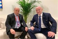 تاج رئیس فیفا را به لاهیجان دعوت کرد