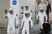 استخدام فضانورد در ناسا