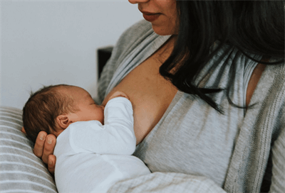 ممنوعیت غذا برای نوزادان تا دو سالگی!