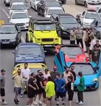 ماجرای بسته شدن جاده فیروزکوه توسط خودروهای لوکس + ویدیو