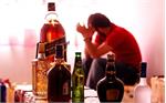 ​مسمومیت دسته‌جمعی با مشروبات الکلی در نیشابور؛ یک کشته و ۱۱ بستری