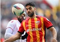 بازگشت به خانه؛ علی کریمی در آستانه پیوستن به سپاهان