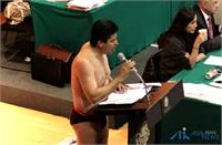 لخت شدن نماینده مجلس