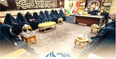 جنجال تصویر دیدار تولیت آستان قدس با زنان