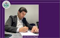 نمایش علم در ویترین شهرت