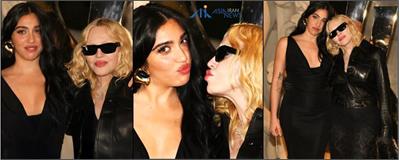 ​بوسه فرانسوی مدونا و دخترش  لئون در فرش قرمز پاریس