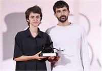 همه چیز درباره مستند نازا (NAZA) + نقد و بررسی