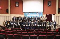 مراسم تجلیل از پژوهشگران و فناوران دانشگاه یزد