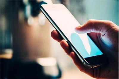 ​آیا گوشی هوشمند شما می‌فهمد که غمگین هستید؟