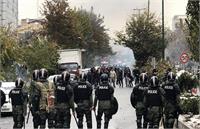 شوخی ات وقیح بود!