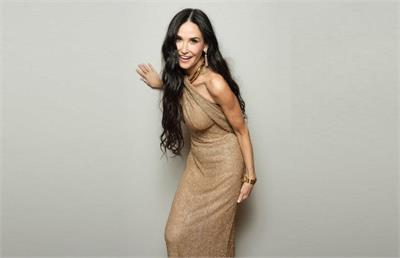 دمی مور، زیباترین زن سال ۲۰۲۵