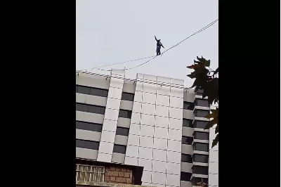 ماجرای بندبازی زن جوان در تهران چه بود؟