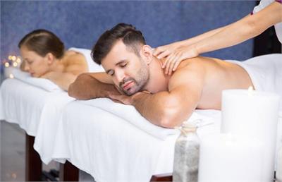 آشنایی با فواید ماساژ درمانی