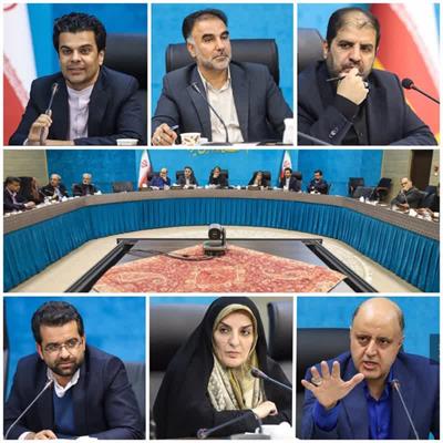 بافت تاریخی یزد در تسخیر اتباع است / چله رسانه ای را مستمرا اجرا خواهیم کرد