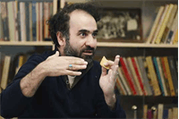 ماجرای ضربه مغزی رضا امیرخانی