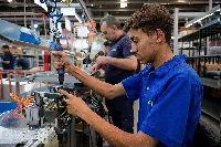 ظرفیت‌ها، چالش‌ها و راهکارهای توسعه پایدار صنعت و معدن استان یزد