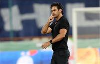 فرهاد مجیدی در استقلال ماند