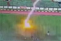 اصابت صاعقه جان فوتبالیستی در پرو را گرفت