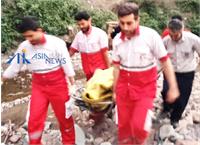 غرق شدن پدر و نجات دو دخترش در رودخانه چالوس