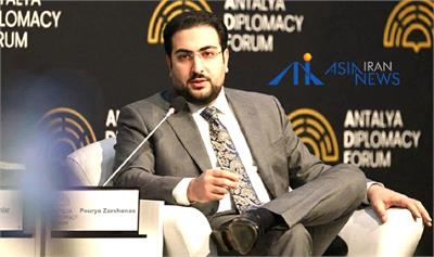 دکتر پوریا زرشناس: جهان 2 راه دارد: یا انرژی های نو یا خاموشی!