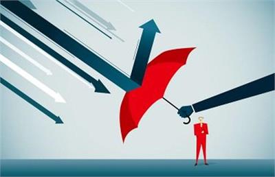 بازنگری در توانگری مالی بیمه‌ها با آیین‌نامه ۱۱۰